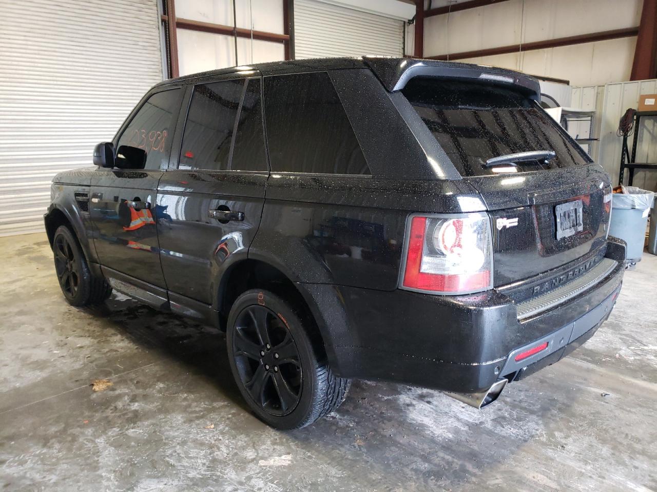 Photo 3 from auction – 2011 LAND ROVER RANGE ROVE with VIN SALSF2D44BA701064