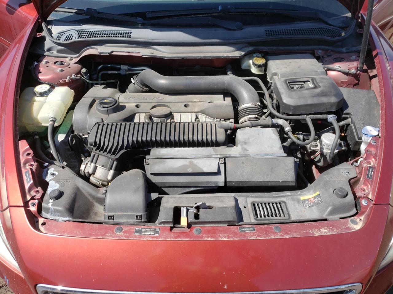 Photo 7 from auction – 2011 VOLVO C70 T5 with VIN YV1672MC4BJ112653