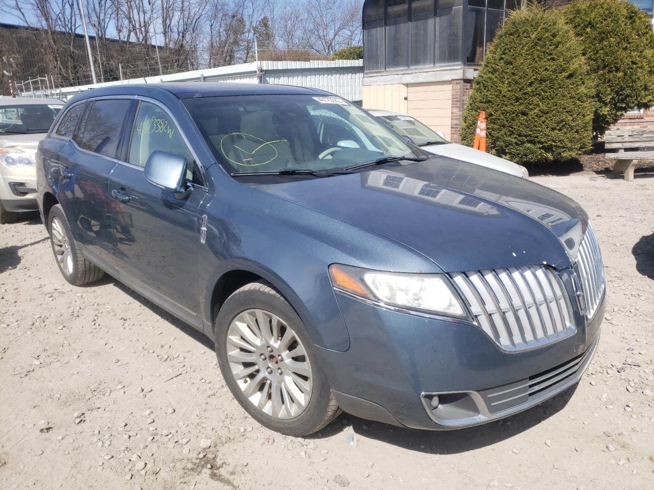 LINCOLN MKT 2010 with VIN 2LMHJ5AR3ABJ20532 - Photo from auction