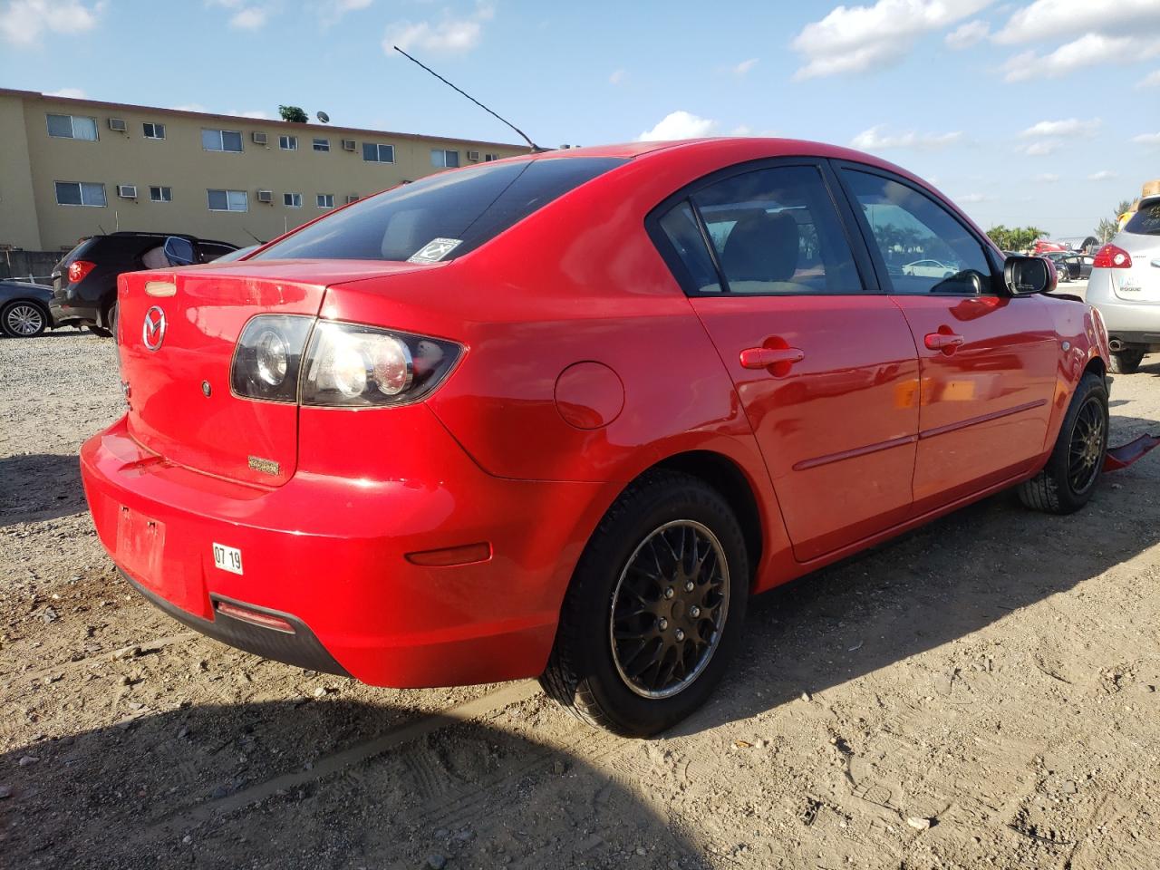 Photo 4 from auction – 2008 MAZDA 3 I with VIN JM1BK12FX81815791