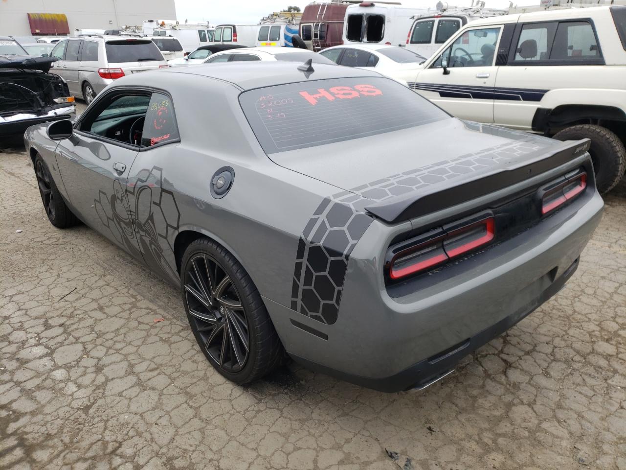 Photo 3 from auction – 2017 DODGE CHALLENGER with VIN 2C3CDZFJ2HH669145
