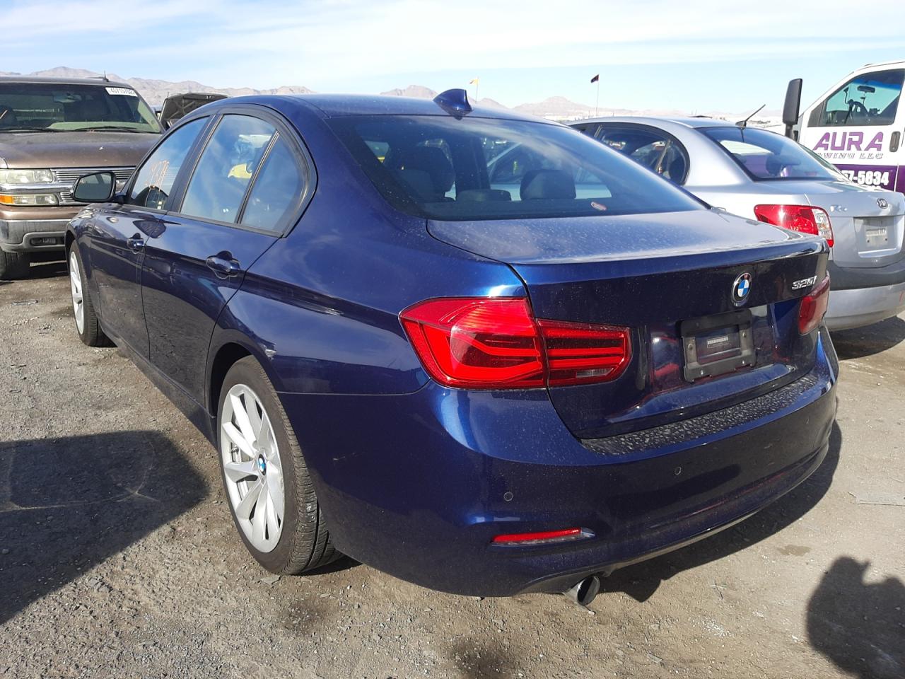 Photo 3 from auction – 2018 BMW 320 I with VIN WBA8E1G51JNU90767