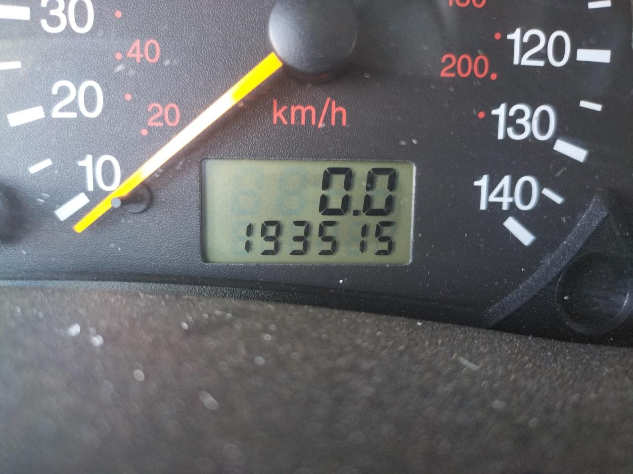 Photo 8 from auction – 2001 FORD FOCUS ZX3 with VIN 3FAFP31391R167089