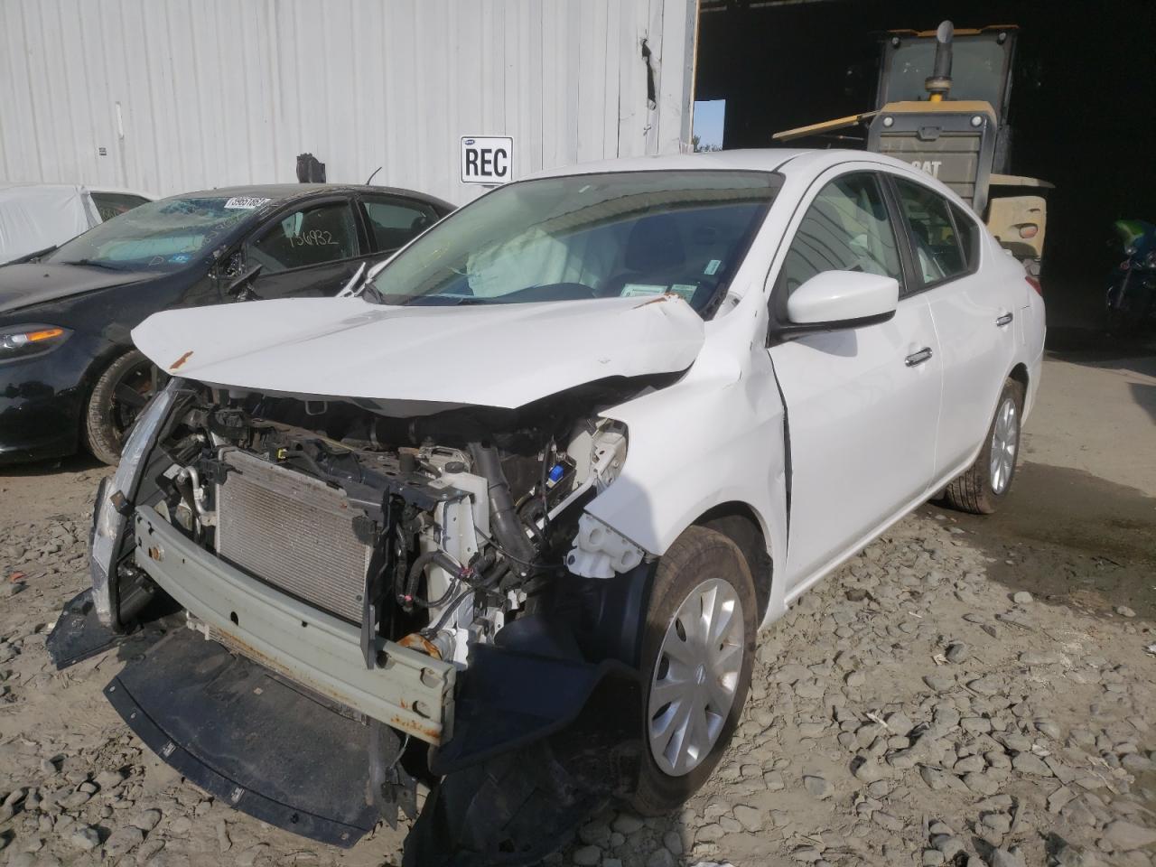 Photo 2 from auction – 2019 NISSAN VERSA S with VIN 3N1CN7AP3KL863886