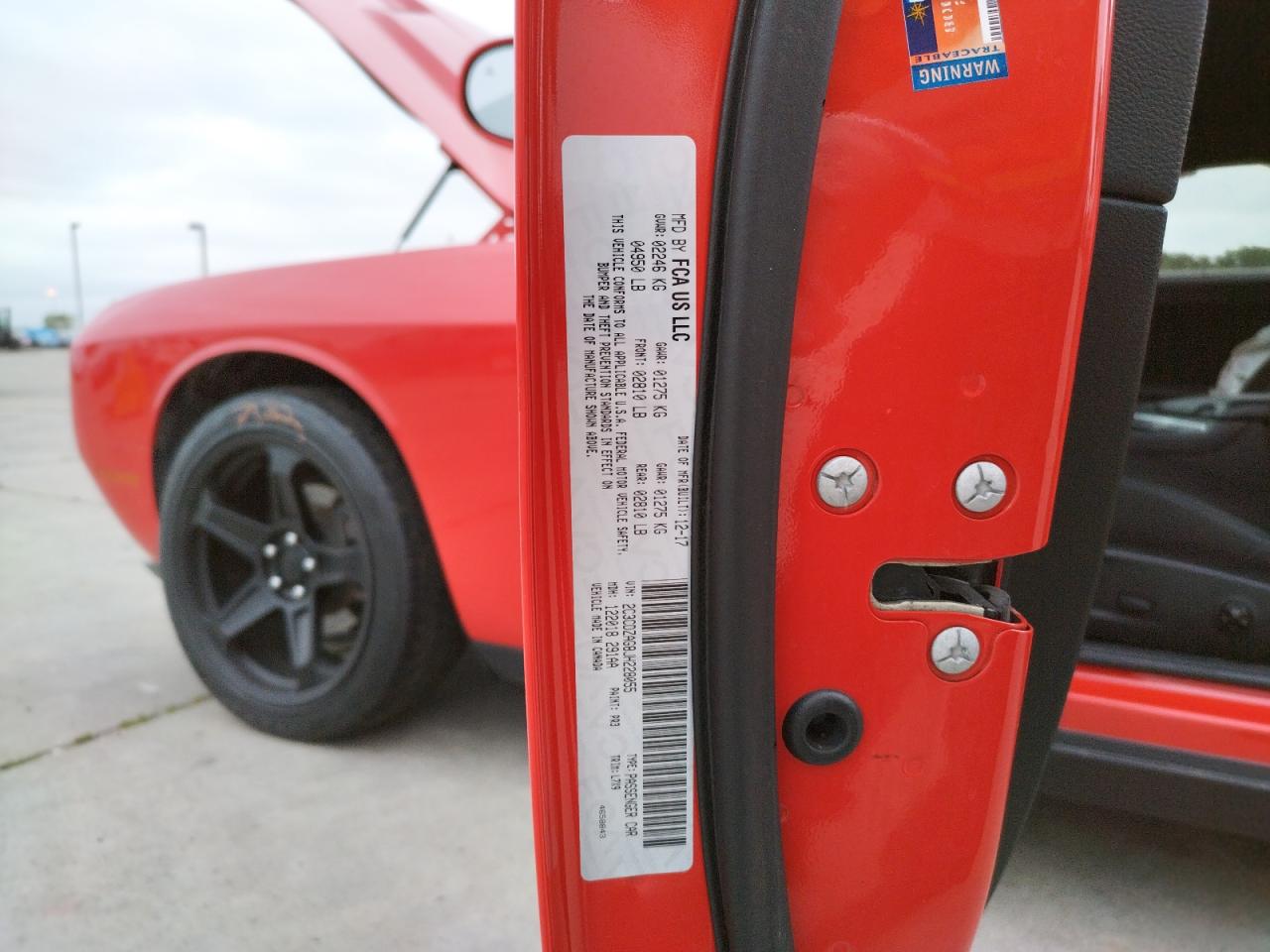 Photo 10 from auction – 2018 DODGE CHALLENGER with VIN 2C3CDZAG8JH228055