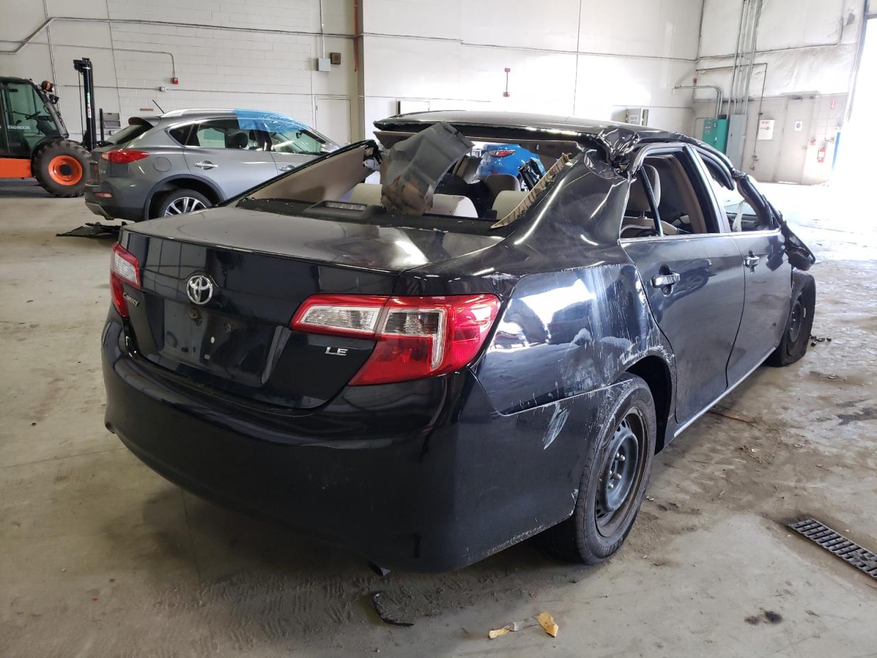 Photo 4 from auction – 2012 TOYOTA CAMRY BASE with VIN 4T4BF1FK7CR241655