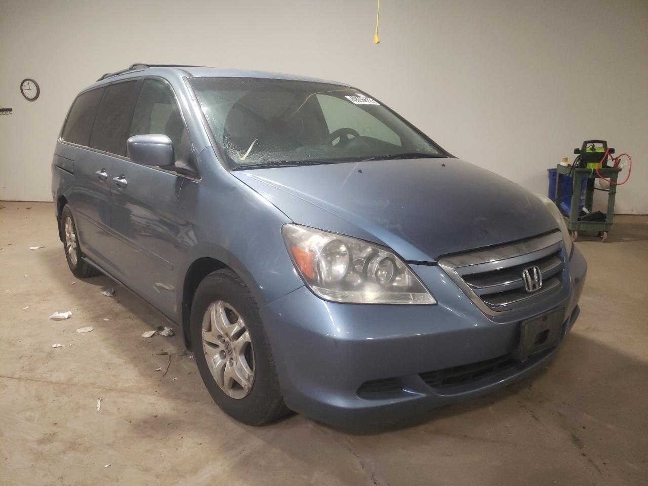 HONDA ODYSSEY EX 2007 with VIN 5FNRL384X7B137028 - Photo from auction