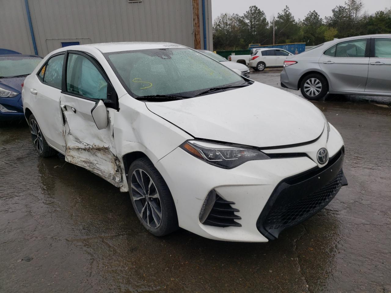 TOYOTA COROLLA L 2017 with VIN 5YFBURHE1HP639426 - Photo from auction