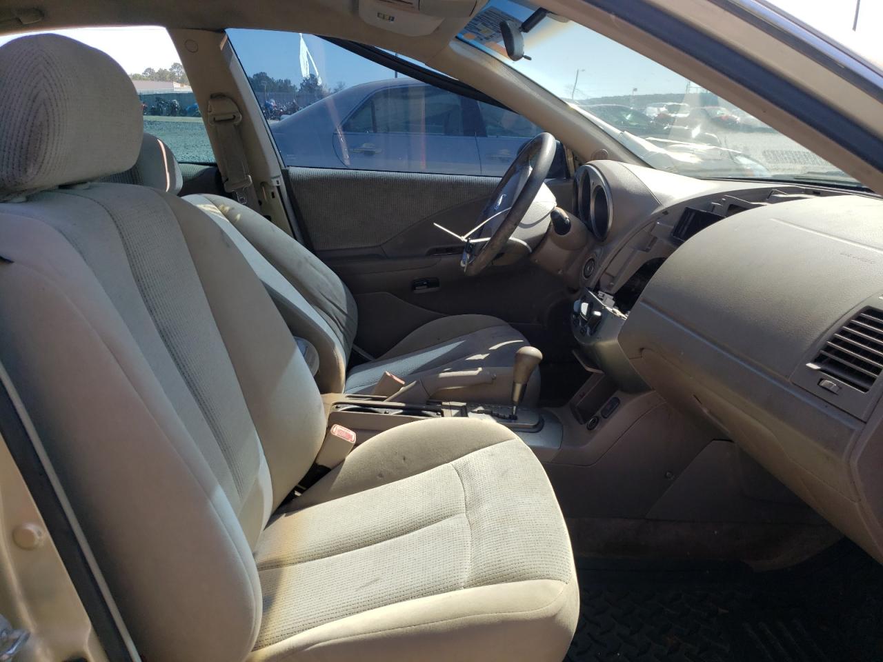 Photo 5 from auction – 2003 NISSAN ALTIMA with VIN 1N4AL11E63C217234