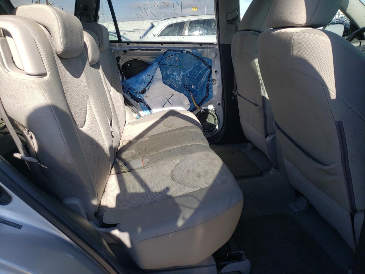 Photo 6 from auction – 2011 TOYOTA RAV4 with VIN 2T3BF4DVXBW107432