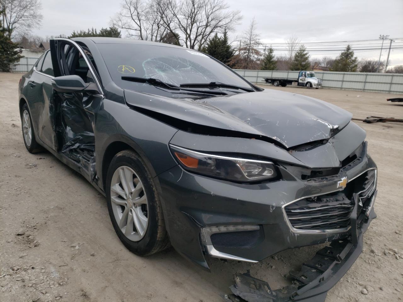 Photo 1 from auction – 2017 CHEVROLET MALIBU LT with VIN 1G1ZE5ST2HF255831