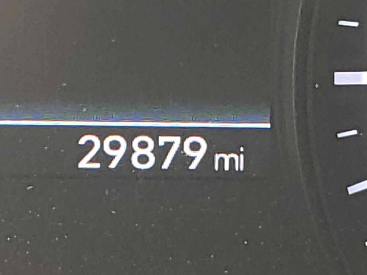 Photo 8 from auction – 2018 GENESIS G80 BASE with VIN KMHGN4JE5JU230723