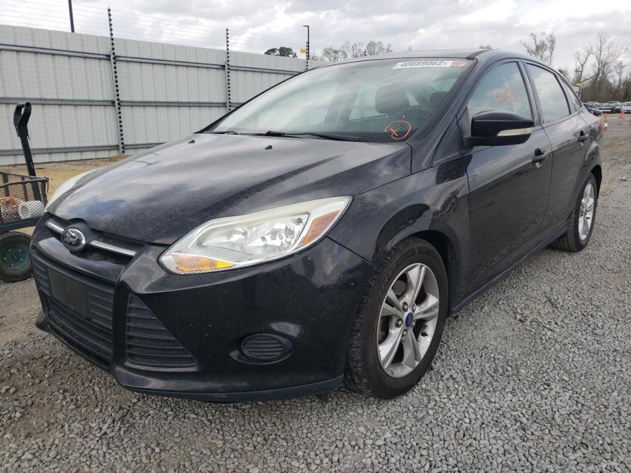 Photo 9 from auction – 2014 FORD FOCUS SE with VIN 1FADP3F23EL277552