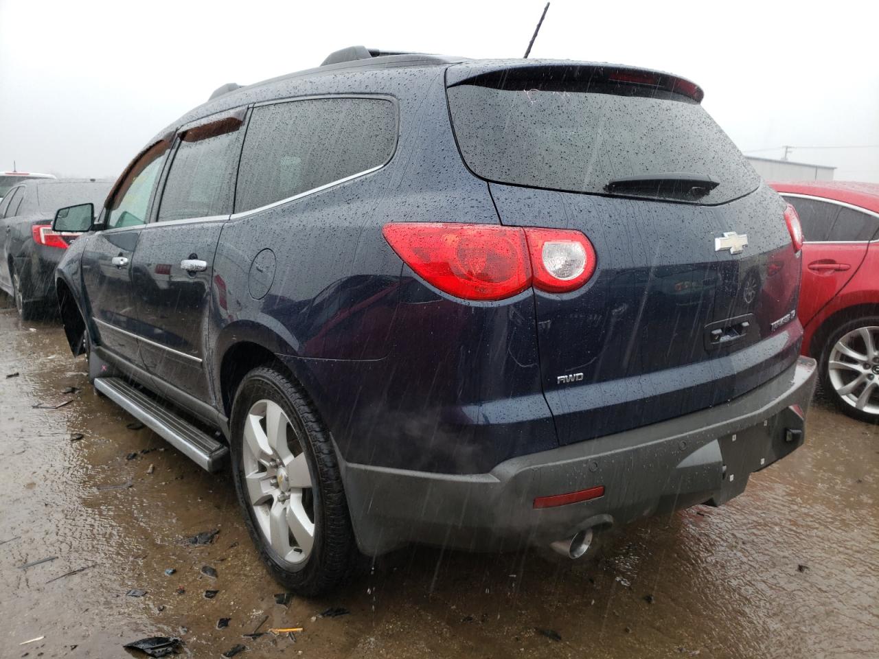 Photo 3 from auction – 2011 CHEVROLET TRAVERSE L with VIN 1GNKVLED7BJ264697