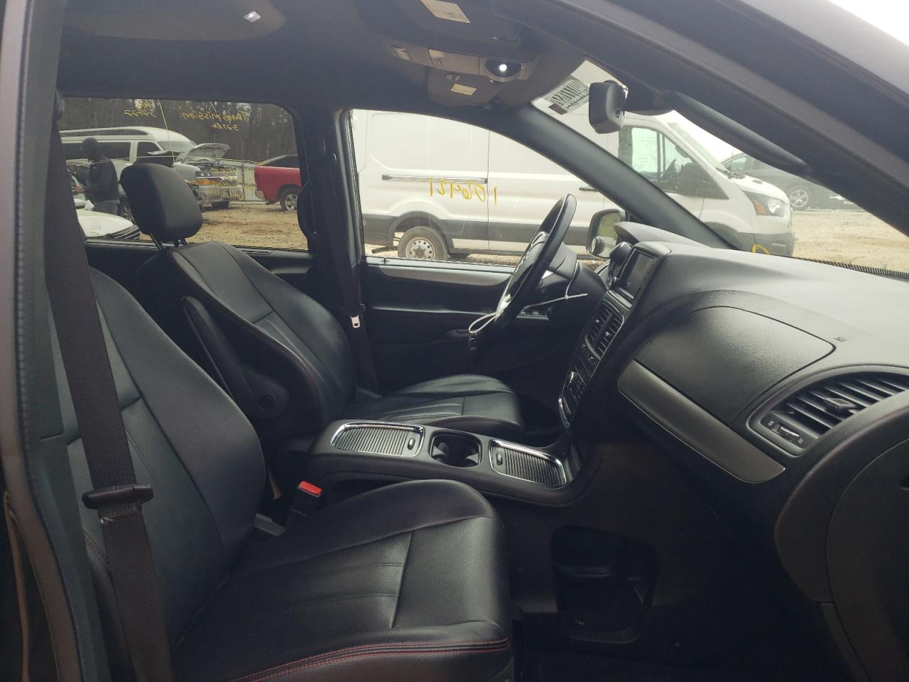 Photo 5 from auction – 2019 DODGE GRAND CARA with VIN 2C4RDGEG3KR658320