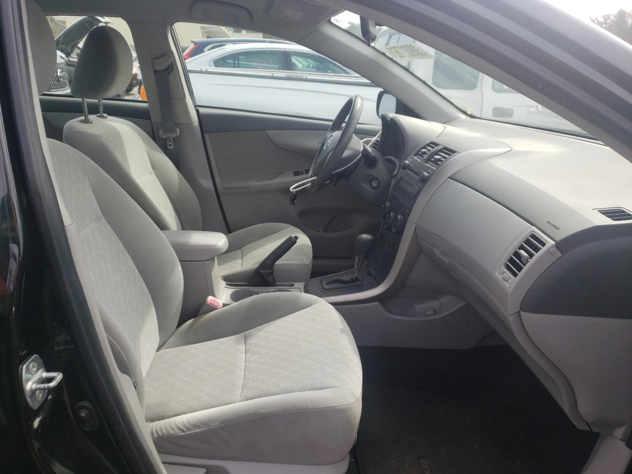 Photo 5 from auction – 2009 TOYOTA COROLLA LE with VIN JTDBL40E09J044655