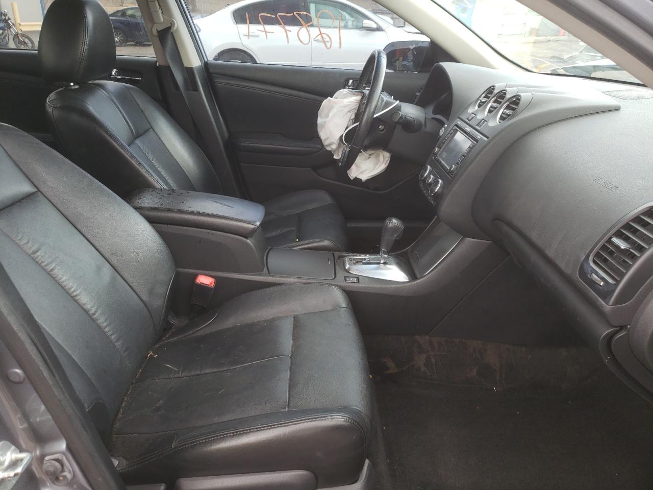 Photo 5 from auction – 2011 NISSAN ALTIMA SR with VIN 1N4BL2AP6BN489278