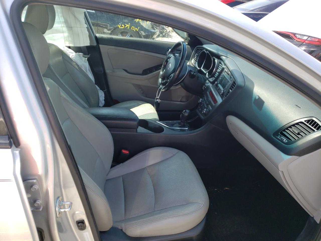 Photo 5 from auction – 2012 KIA OPTIMA EX with VIN 5XXGN4A63CG060836
