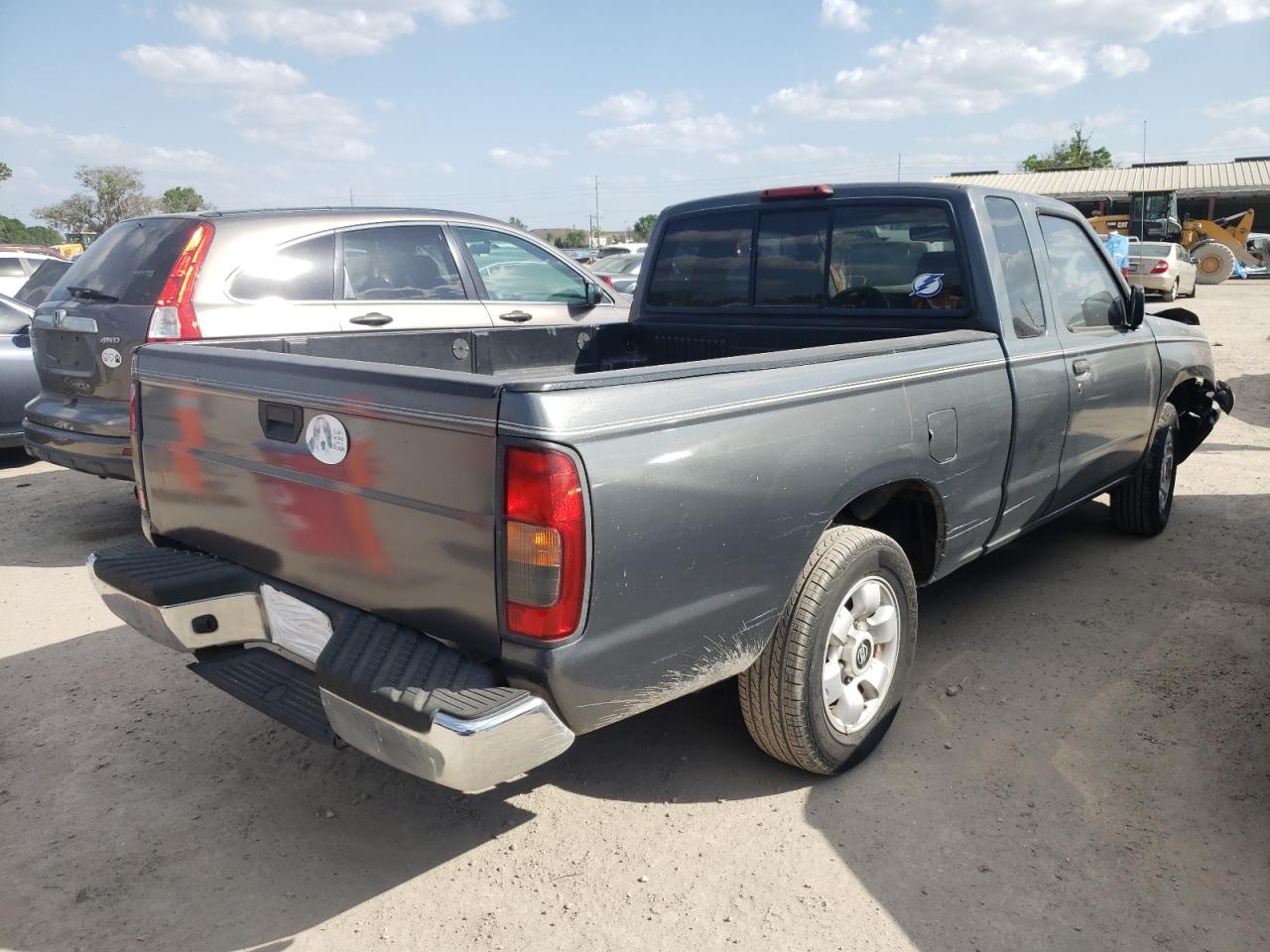 Photo 4 from auction – 2000 NISSAN FRONTIER K with VIN 1N6DD26S9YC414850