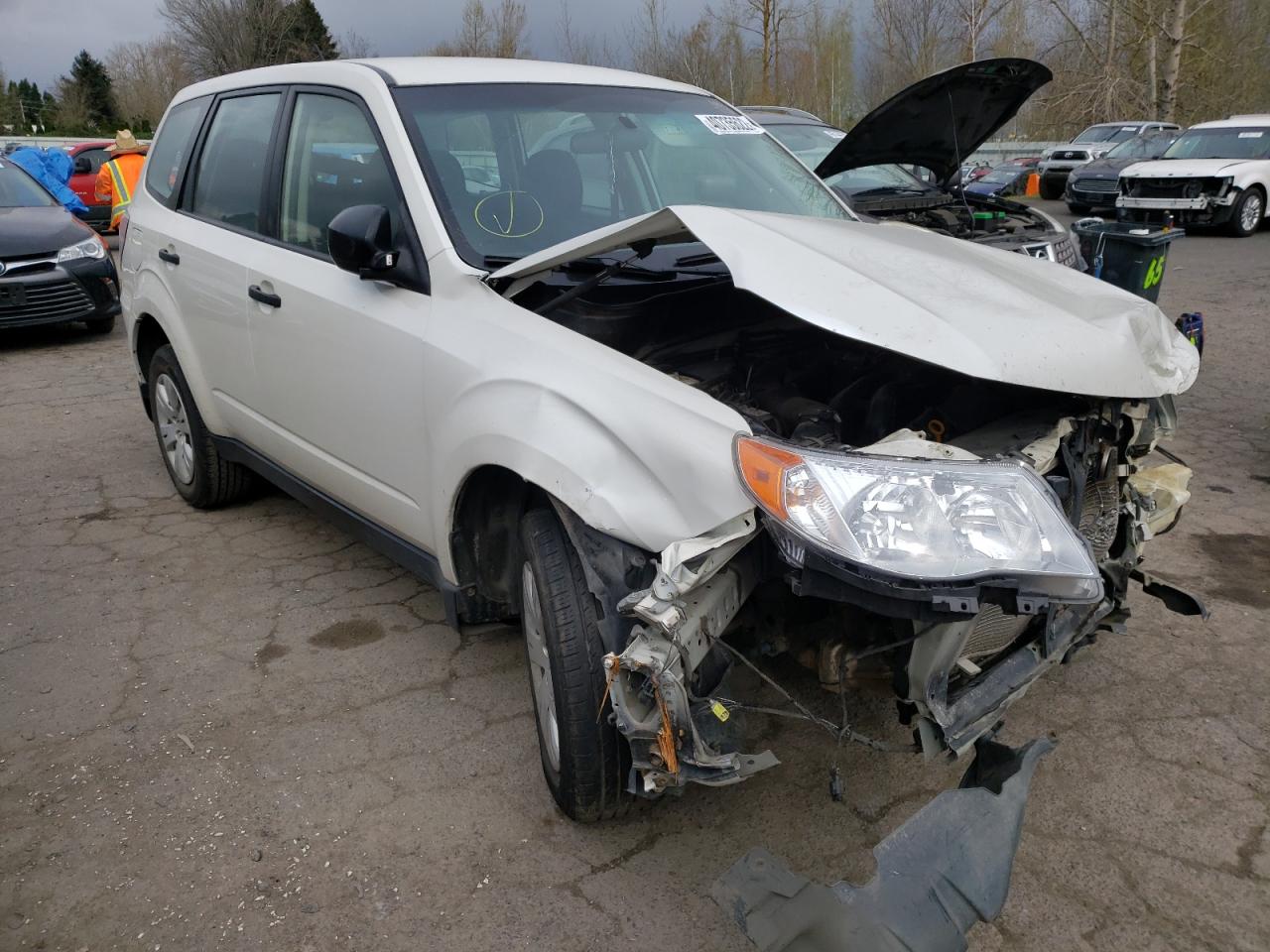 SUBARU FORESTER 2 2013 with VIN JF2SHBAC1DH430165 - Photo from auction