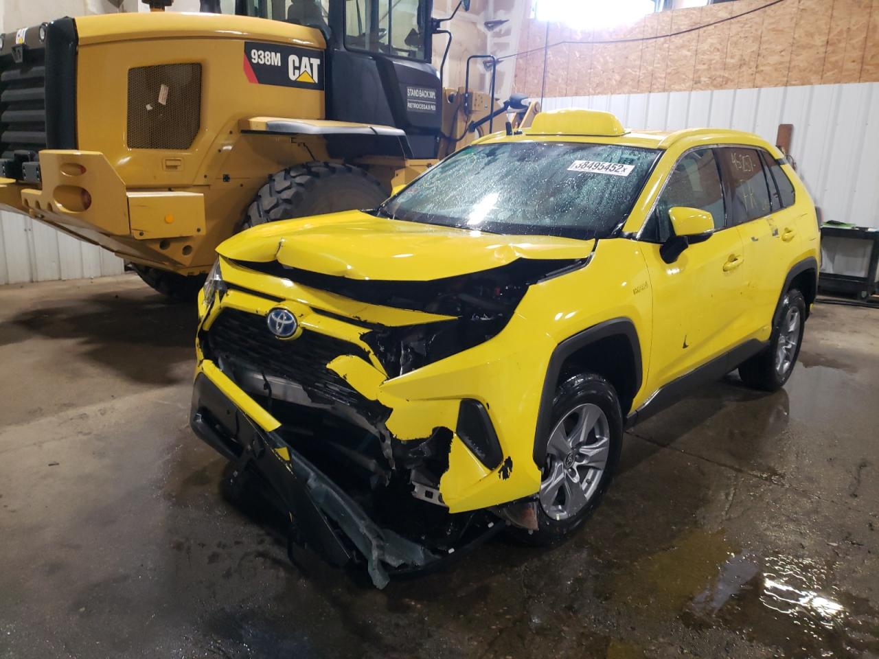Photo 2 from auction – 2021 TOYOTA RAV4 LE with VIN 2T3MWRFV9MW112093