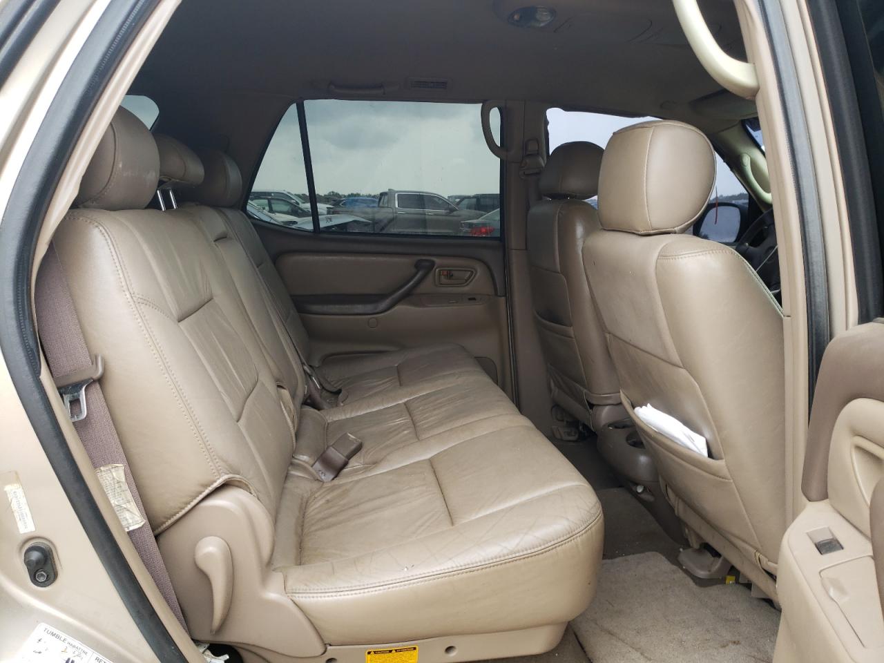 Photo 6 from auction – 2001 TOYOTA SEQUOIA SR with VIN 5TDZT34A11S031033