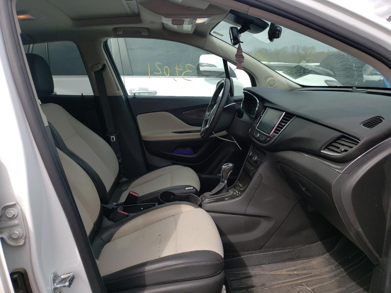 Photo 5 from auction – 2020 BUICK ENCORE PRE with VIN KL4CJESB2LB015432