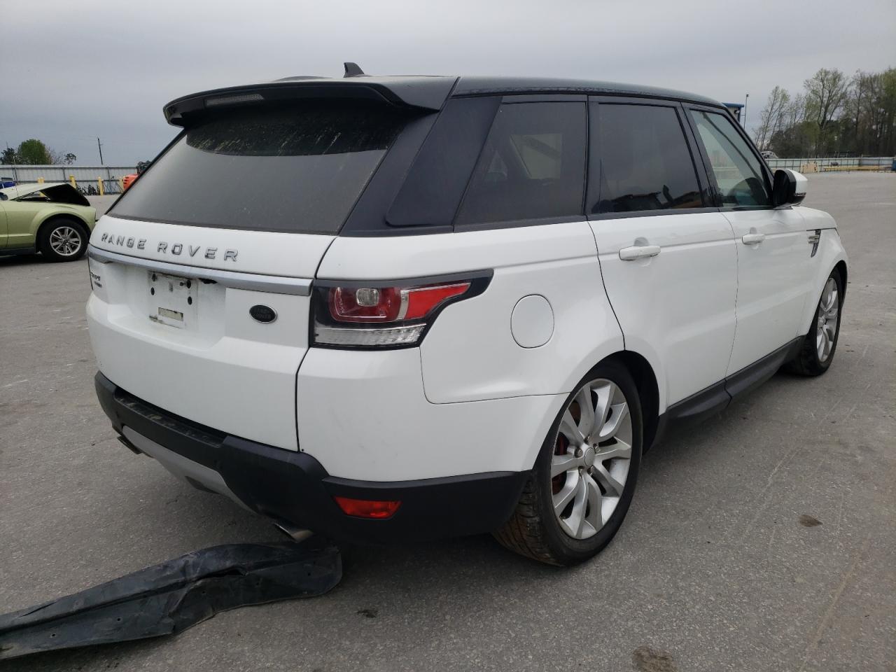 Photo 4 from auction – 2016 LAND ROVER RANGE ROVE with VIN SALWR2VF3GA545003
