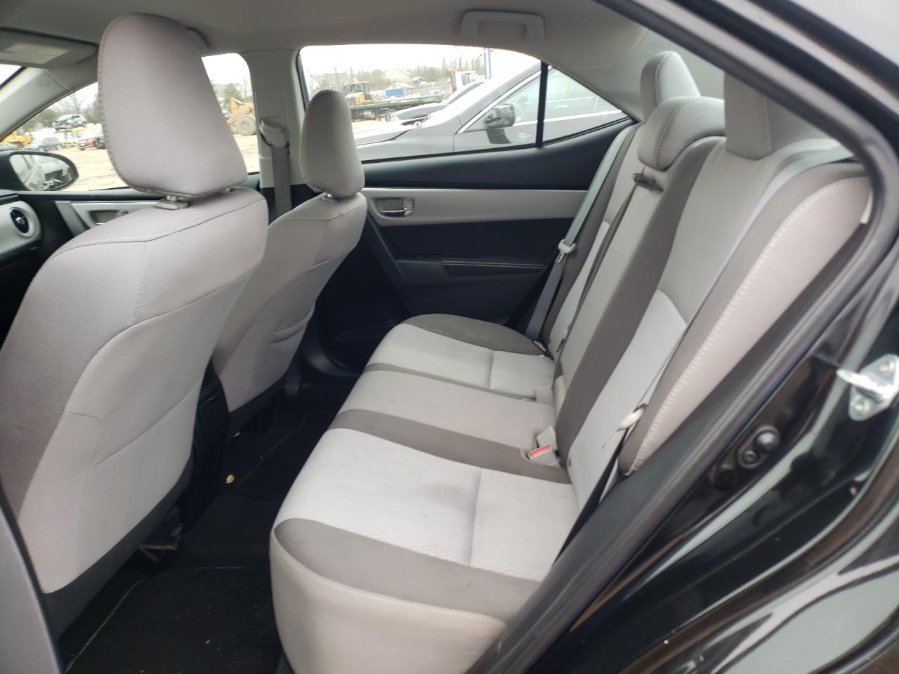 Photo 6 from auction – 2017 TOYOTA COROLLA L with VIN 2T1BURHE3HC911071