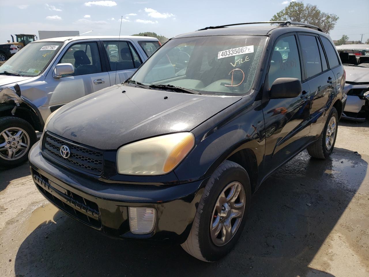 Photo 2 from auction – 2002 TOYOTA RAV4 with VIN JTEGH20V520043584