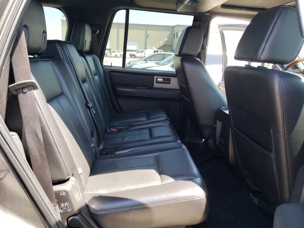 Photo 6 from auction – 2007 FORD EXPEDITION with VIN 1FMFU19507LA37119