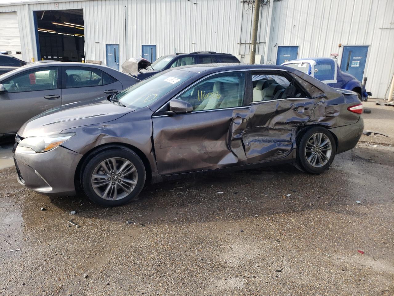 Photo 9 from auction – 2017 TOYOTA CAMRY LE with VIN 4T1BF1FK6HU283347