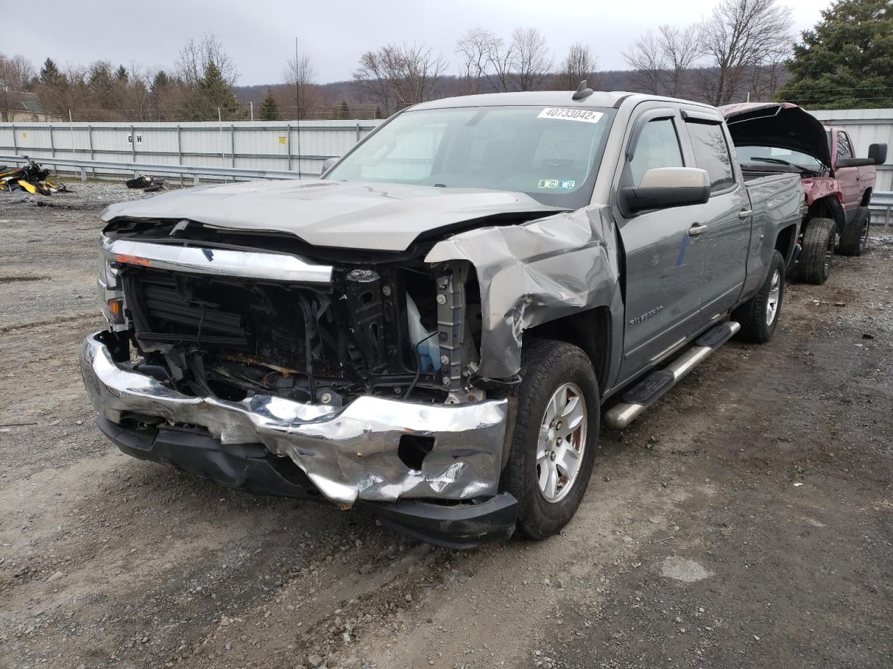 Photo 2 from auction – 2017 CHEVROLET SILVERADO with VIN 3GCUKREC4HG341024