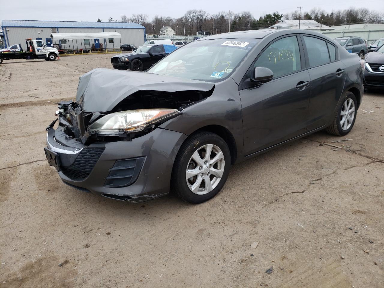 Photo 2 from auction – 2010 MAZDA 3 I with VIN JM1BL1SG0A1188742