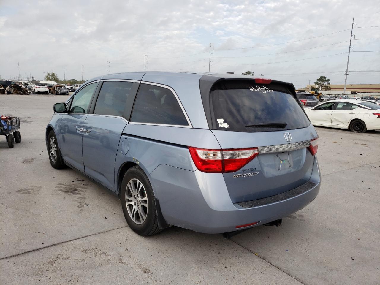 Photo 3 from auction – 2013 HONDA ODYSSEY EX with VIN 5FNRL5H67DB069375