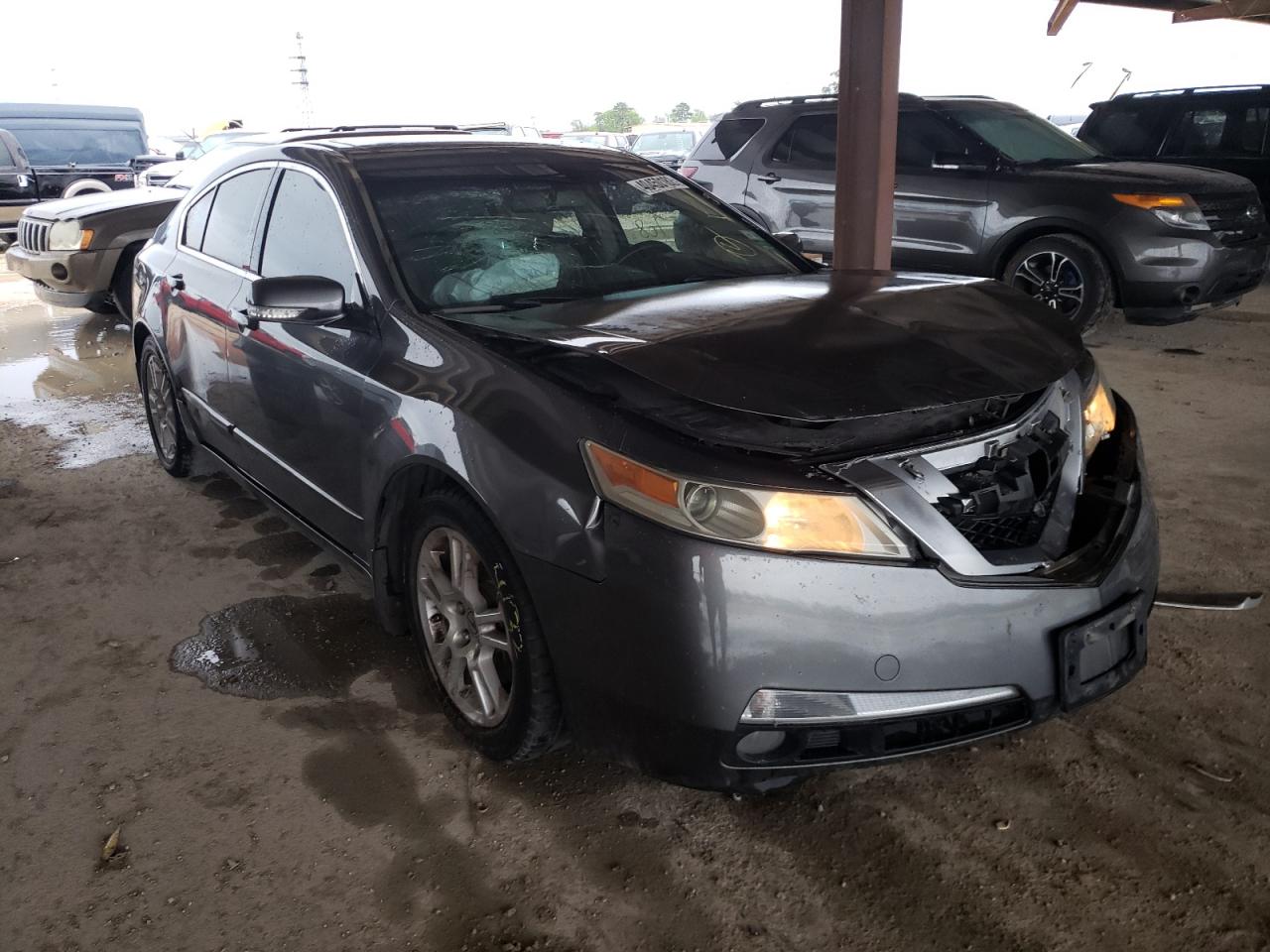 ACURA TL 2010 with VIN 19UUA8F2XAA005628 - Photo from auction