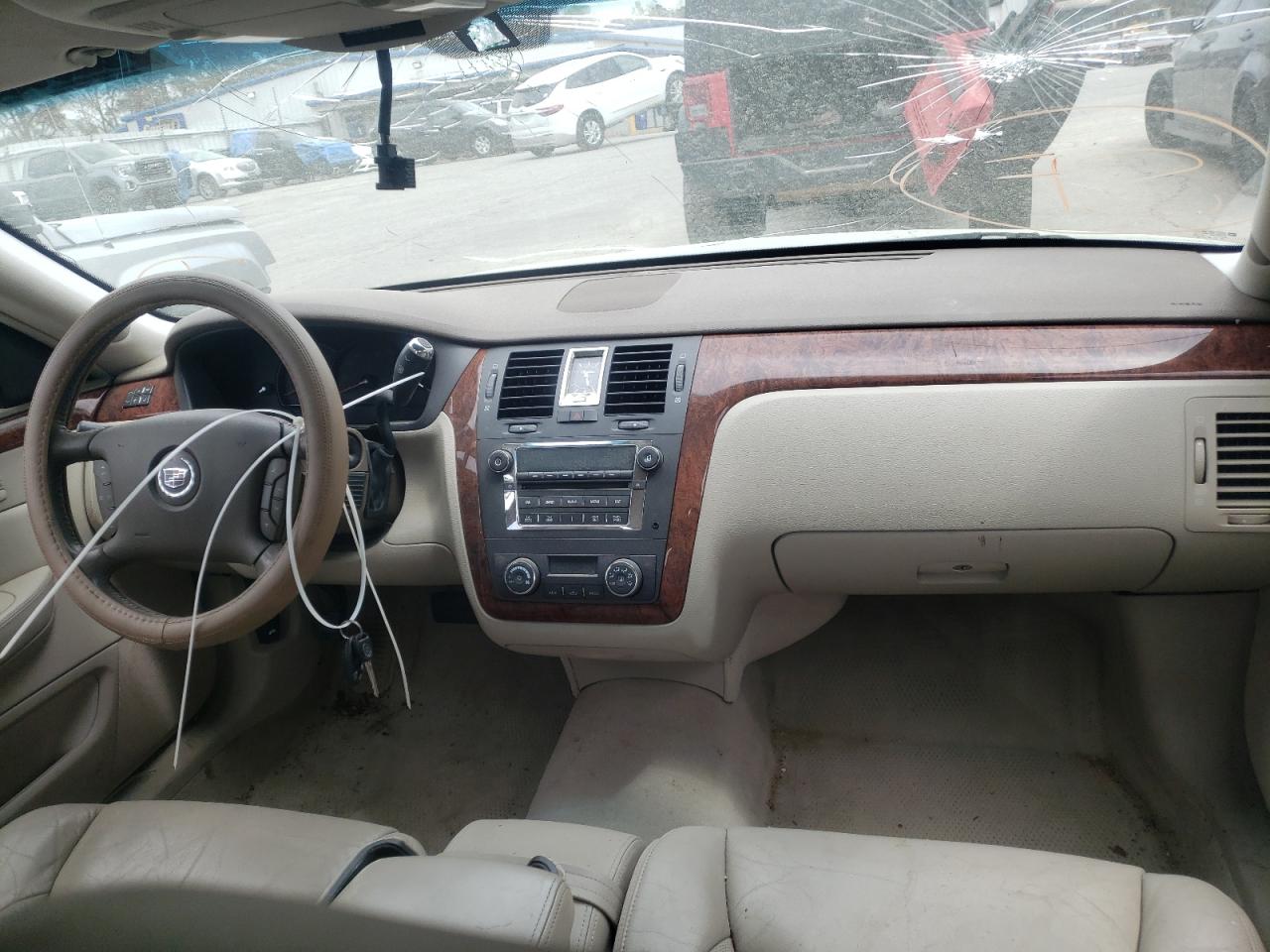 Photo 9 from auction – 2006 CADILLAC DTS with VIN 1G6KD57Y46U116344