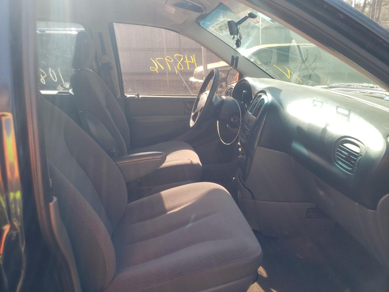 Photo 5 from auction – 2007 DODGE CARAVAN SX with VIN 1D4GP45R17B176517
