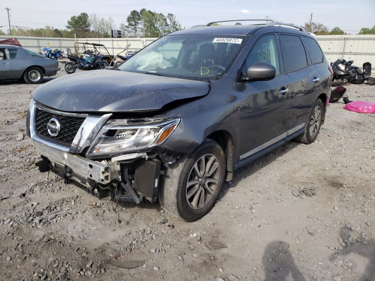 Photo 2 from auction – 2016 NISSAN PATHFINDER with VIN 5N1AR2MN5GC668229