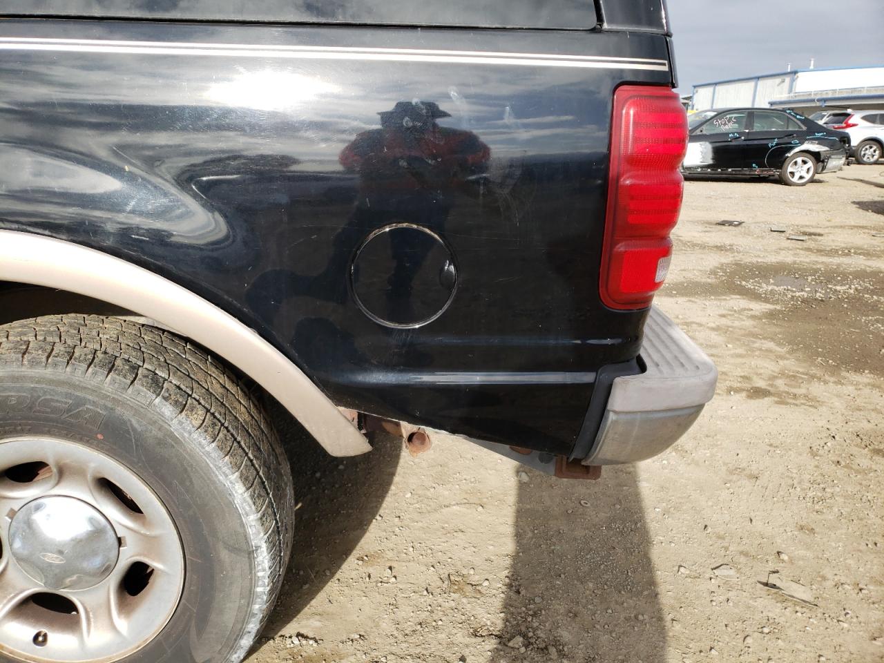Photo 9 from auction – 1999 FORD EXPEDITION with VIN 1FMPU18L8XLB58646