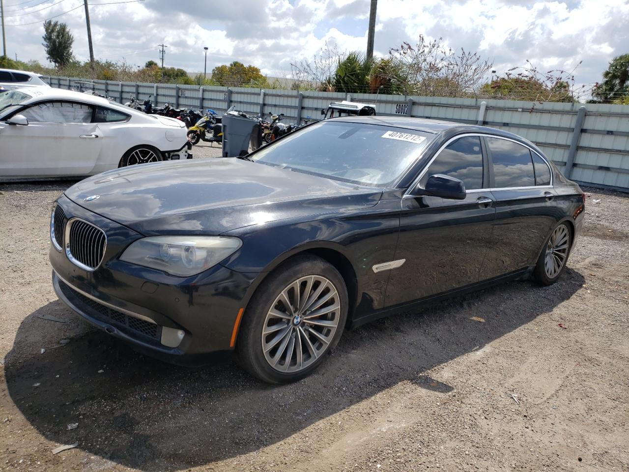 Photo 2 from auction – 2012 BMW 740 LI with VIN WBAKB4C57CC576914