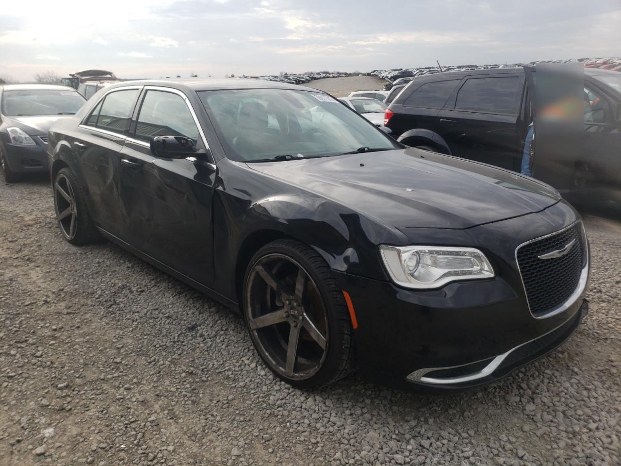 CHRYSLER 300 LIMITE 2015 with VIN 2C3CCAAG4FH810441 - Photo from auction
