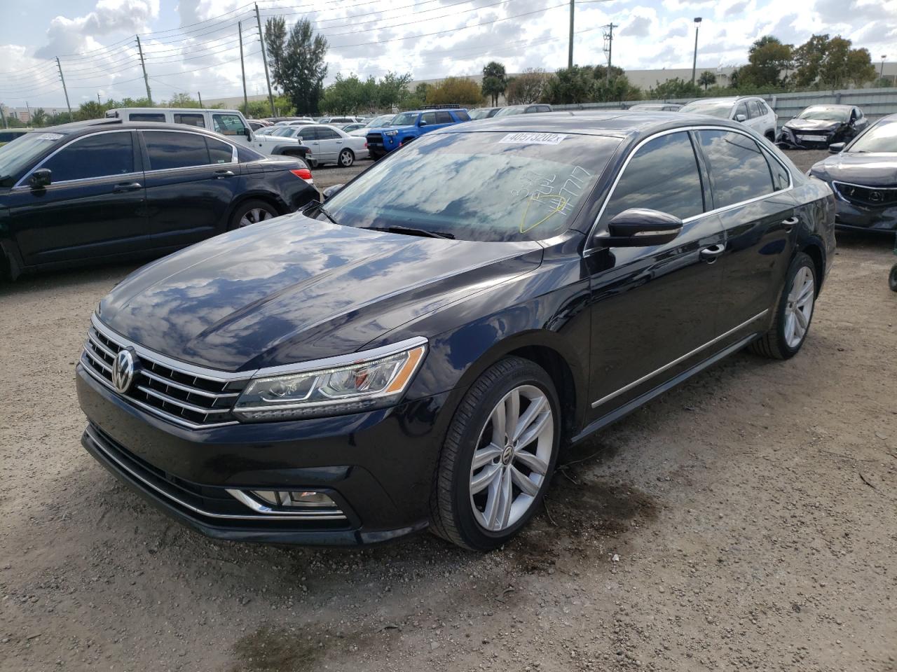 Photo 2 from auction – 2018 VOLKSWAGEN PASSAT SEL with VIN 1VWCA7A30JC007717