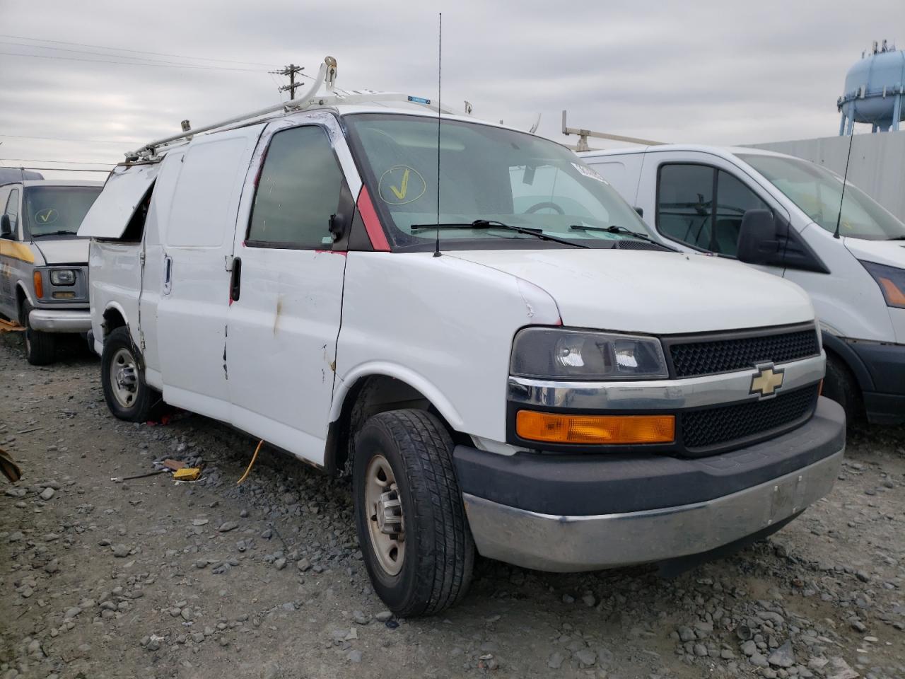 Photo 1 from auction – 2015 CHEVROLET EXPRESS G2 with VIN 1GCWGFCFXF1181877
