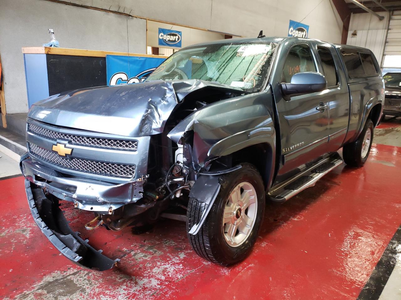 Photo 2 from auction – 2011 CHEVROLET SILVERADO with VIN 1GCRKSE38BZ251363
