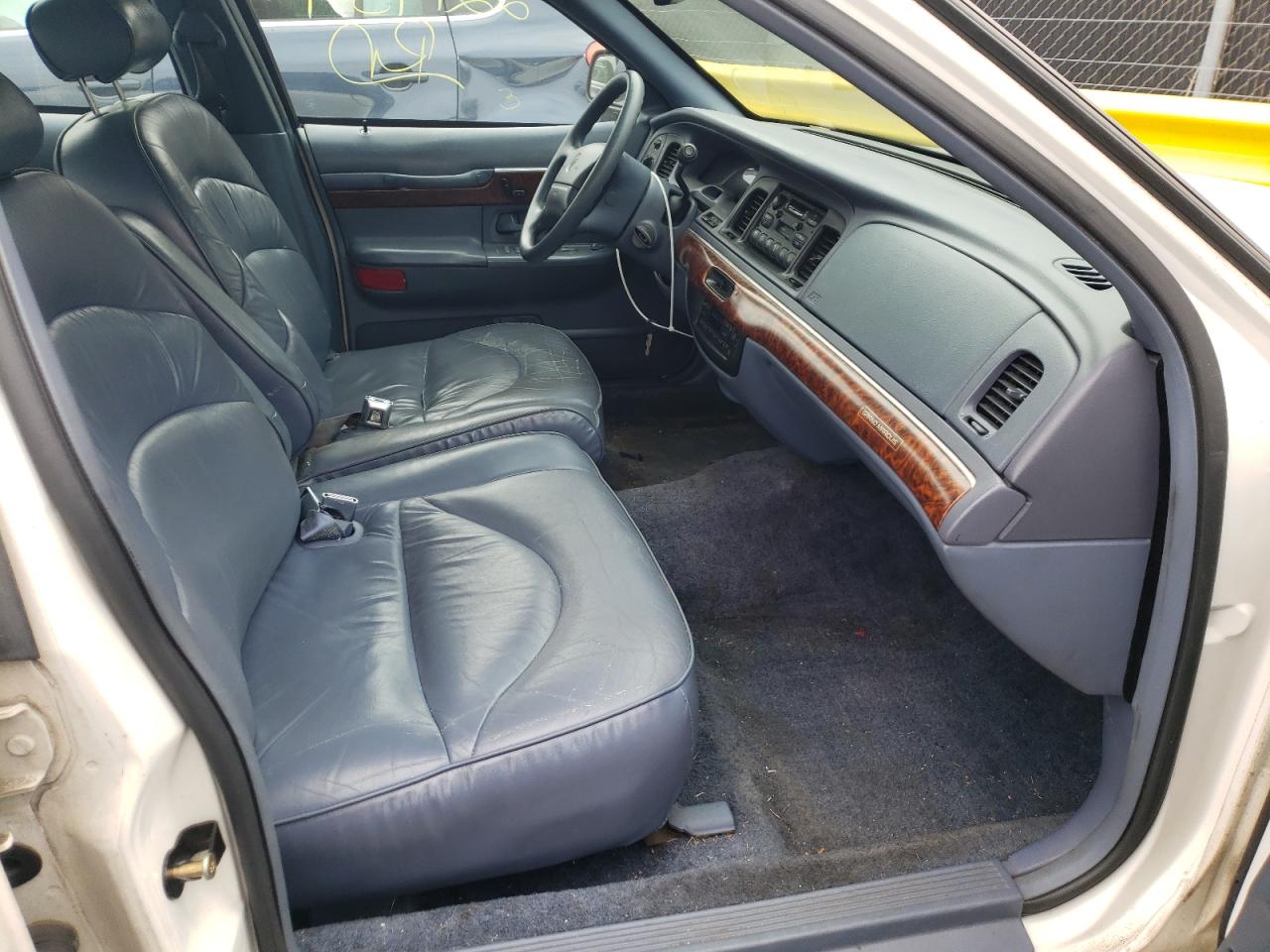 Photo 5 from auction – 1997 MERCURY GRAND MARQ with VIN 2MELM75W0VX707016