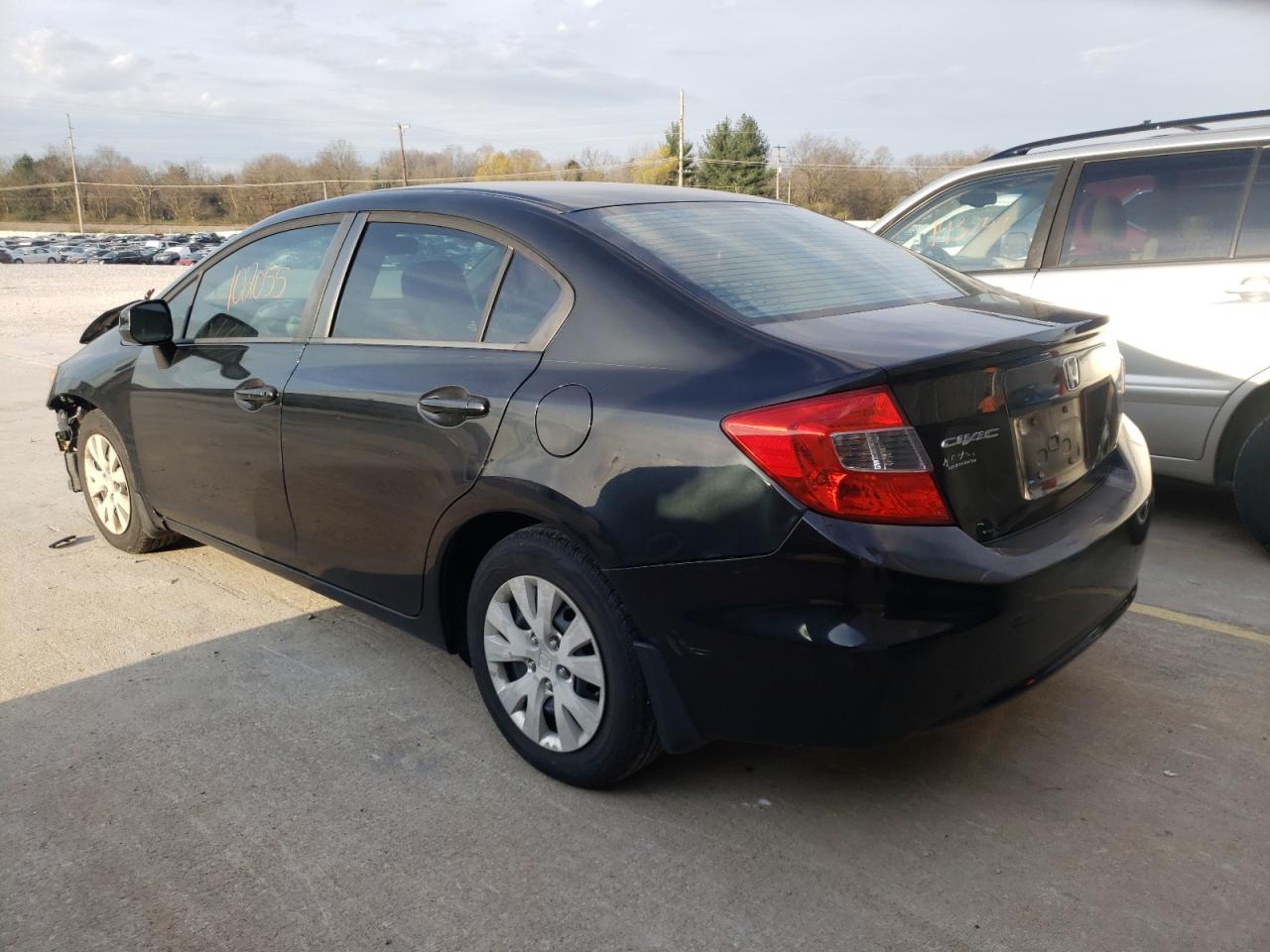 Foto 3 de la subasta – 2012 HONDA CIVIC LX con VIN 19XFB2F53CE018975
