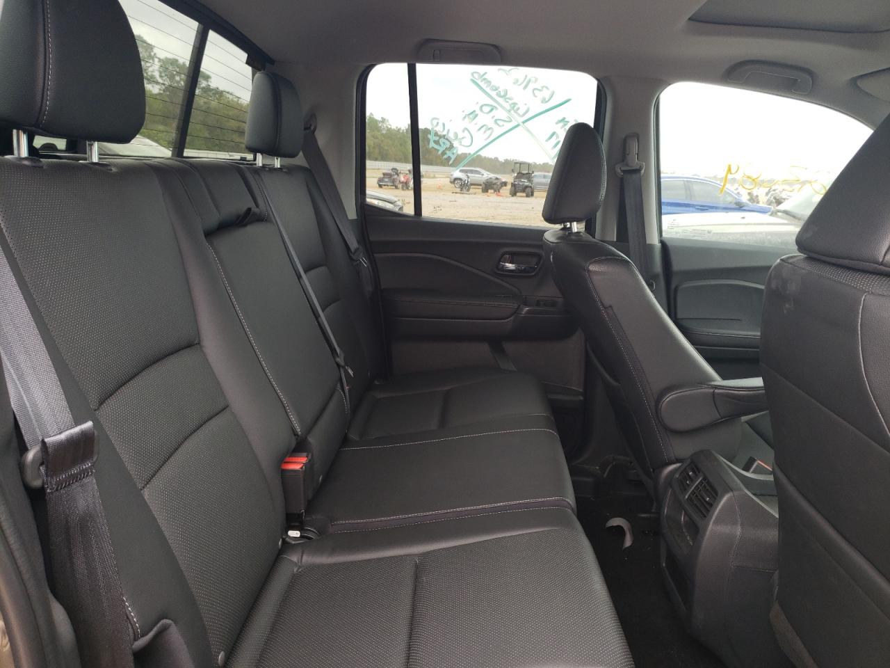 Photo 6 from auction – 2020 HONDA RIDGELINE with VIN 5FPYK3F72LB008181