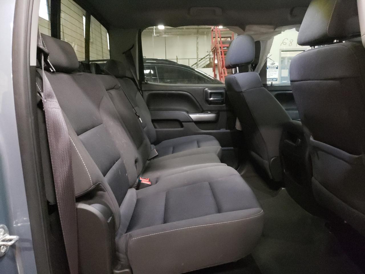 Photo 6 from auction – 2016 CHEVROLET SILVERADO with VIN 3GCUKREC4GG118318