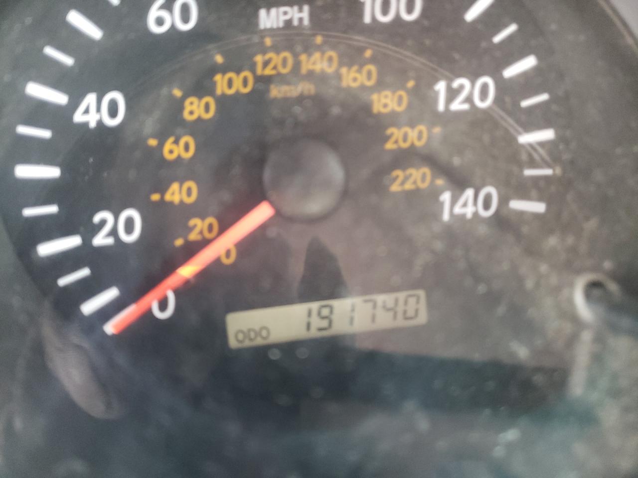Photo 8 from auction – 2004 TOYOTA HIGHLANDER with VIN JTEEP21A240009515